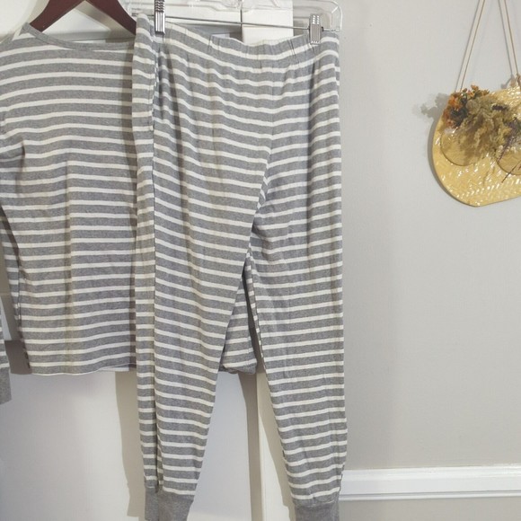 Target Women's Small Gray & White Striped Cotton Pajama Set 2 Piece pockets - Picture 7 of 9